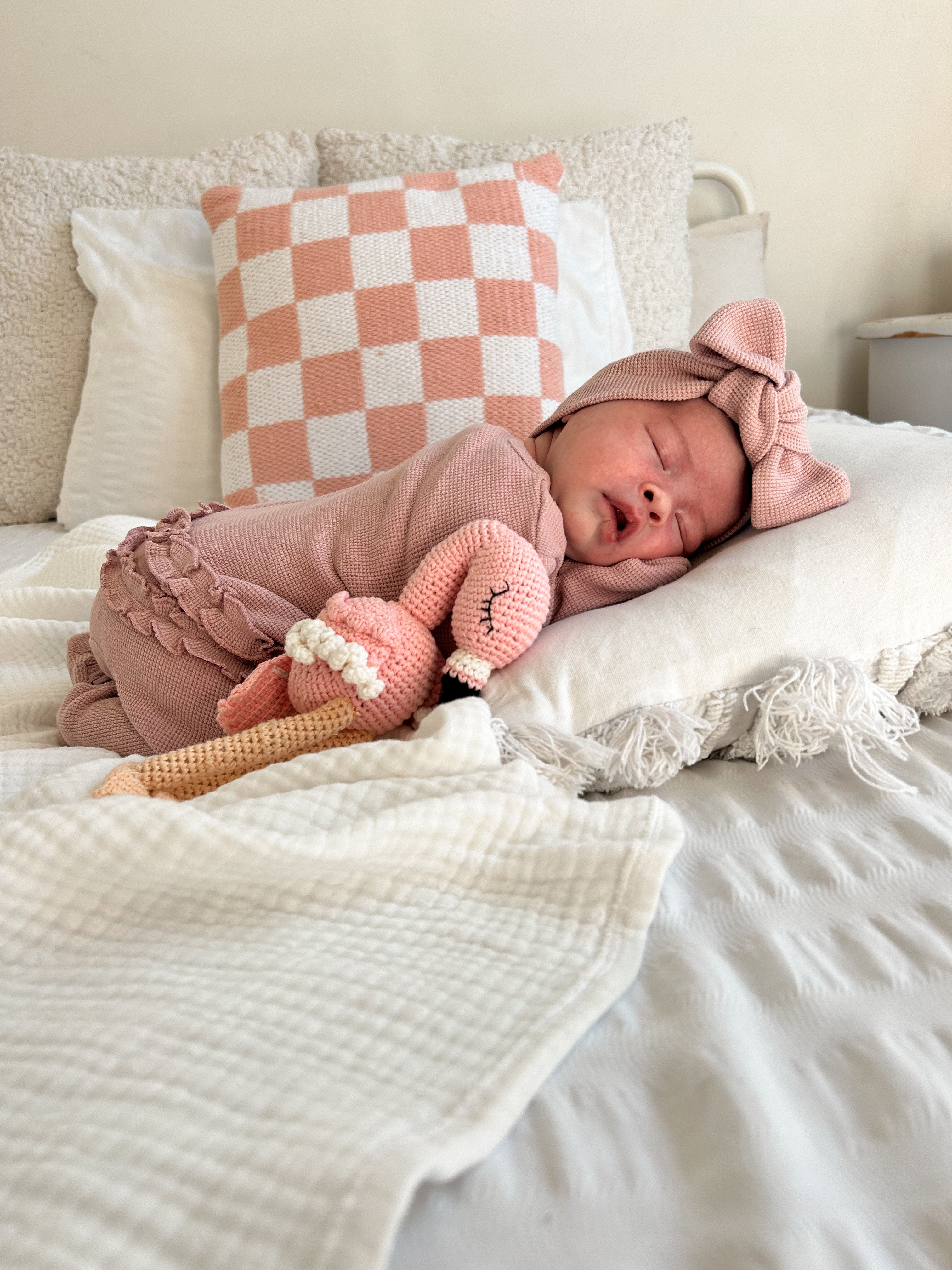 Cuddle Me Comforter - Flamingo