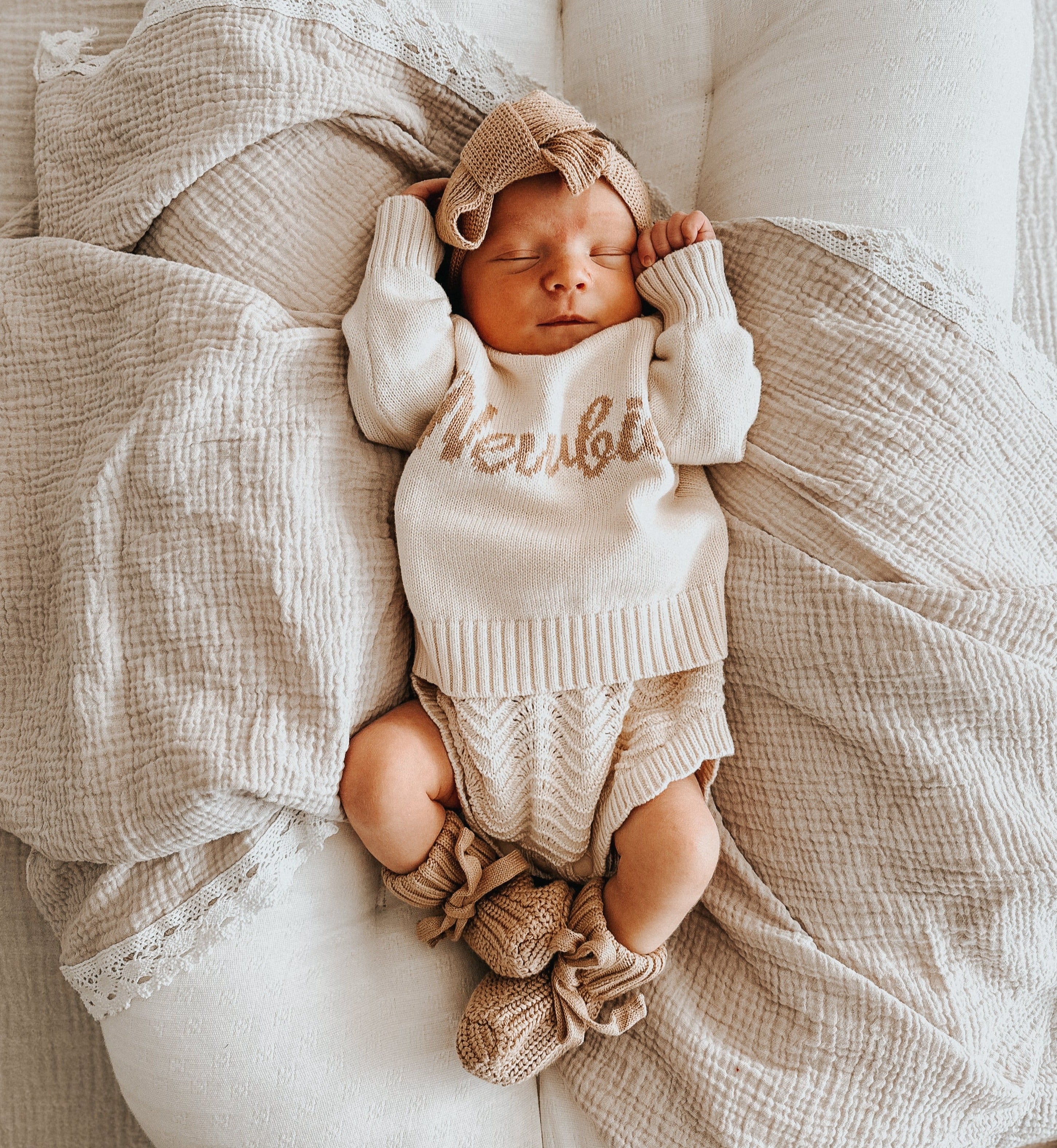 Textured Knit Topknot Coco