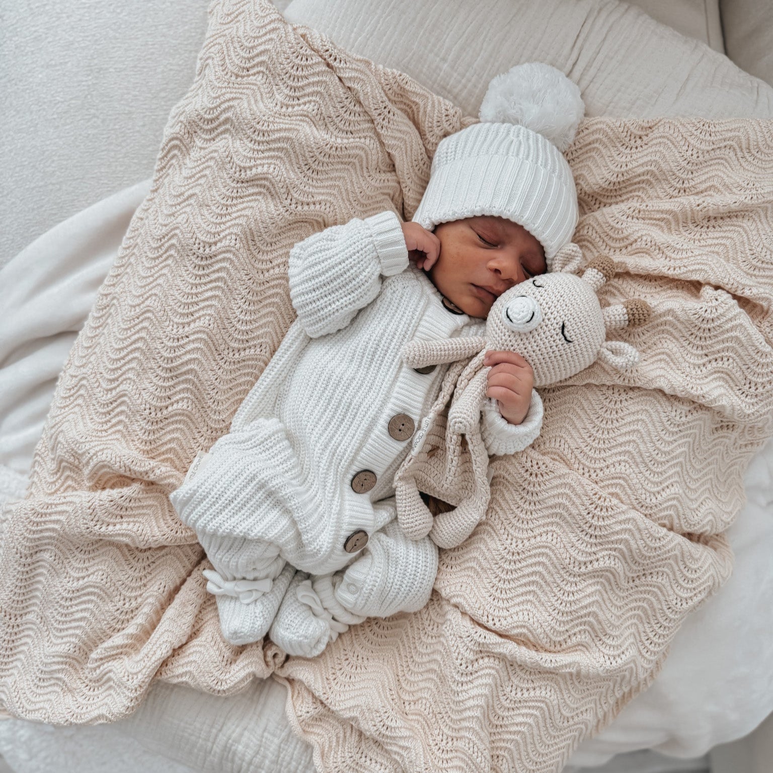 Cuddle Me Comforter - Giraffe