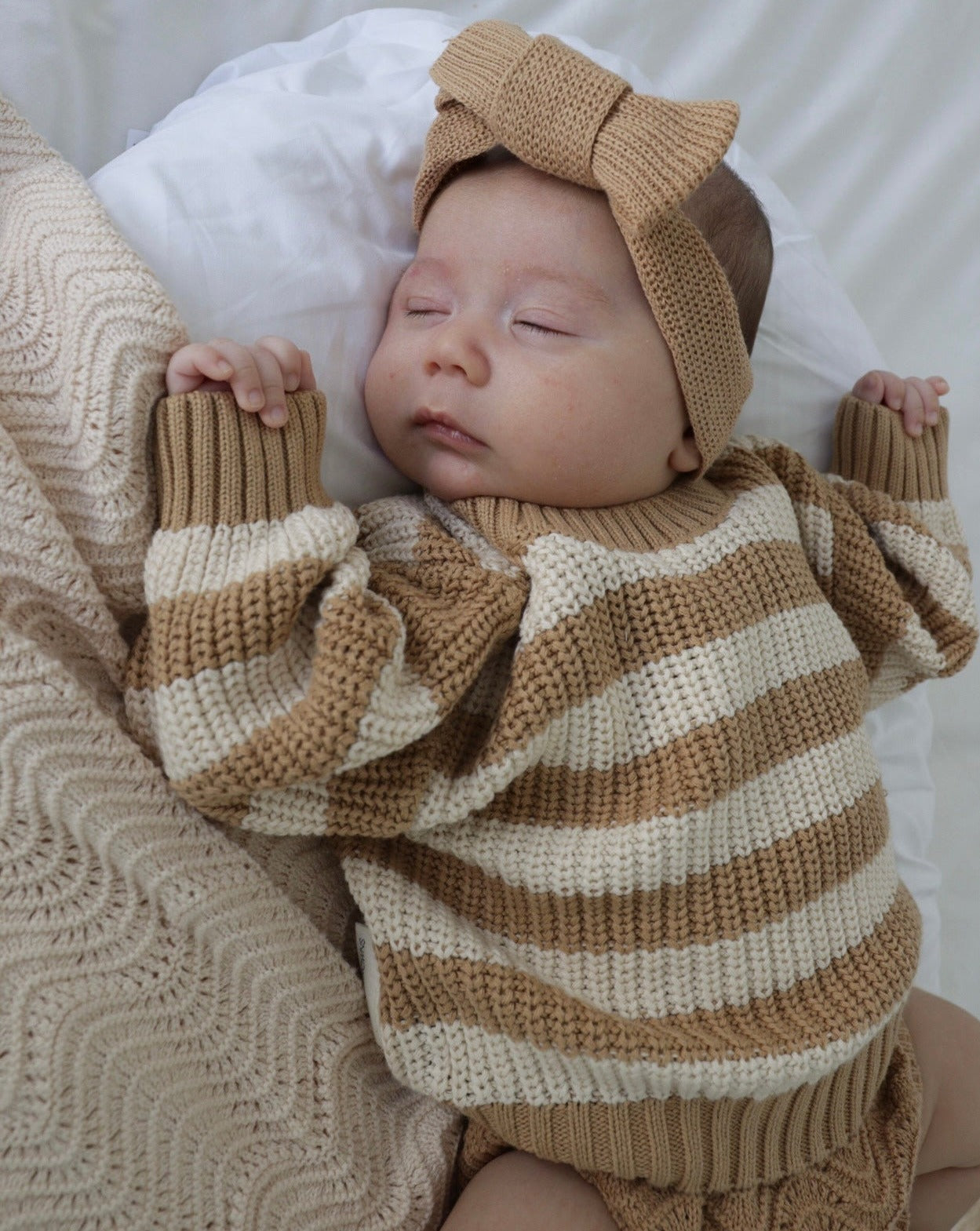 Textured Knit Topknot - Coco