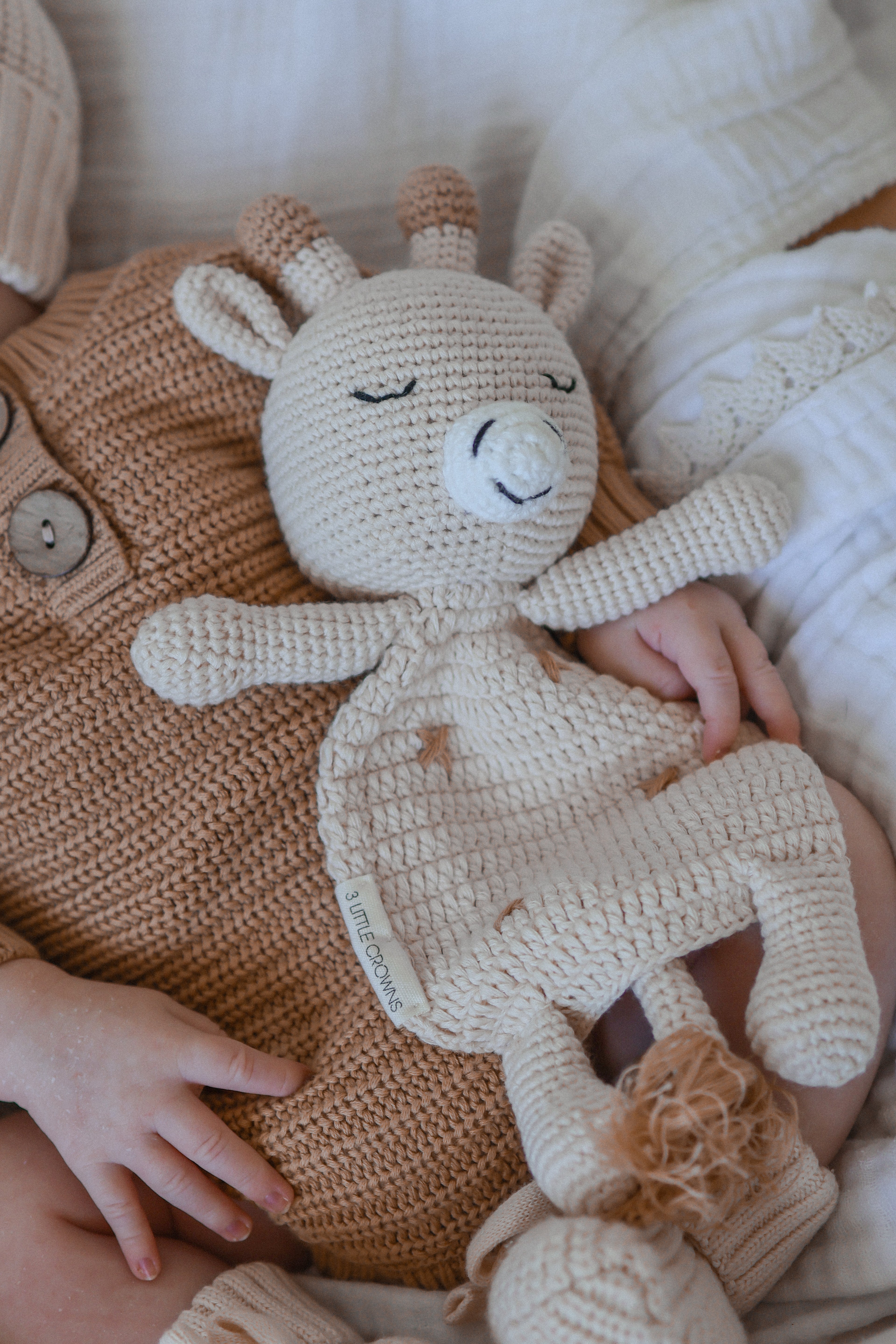 Cuddle Me Comforter - Giraffe