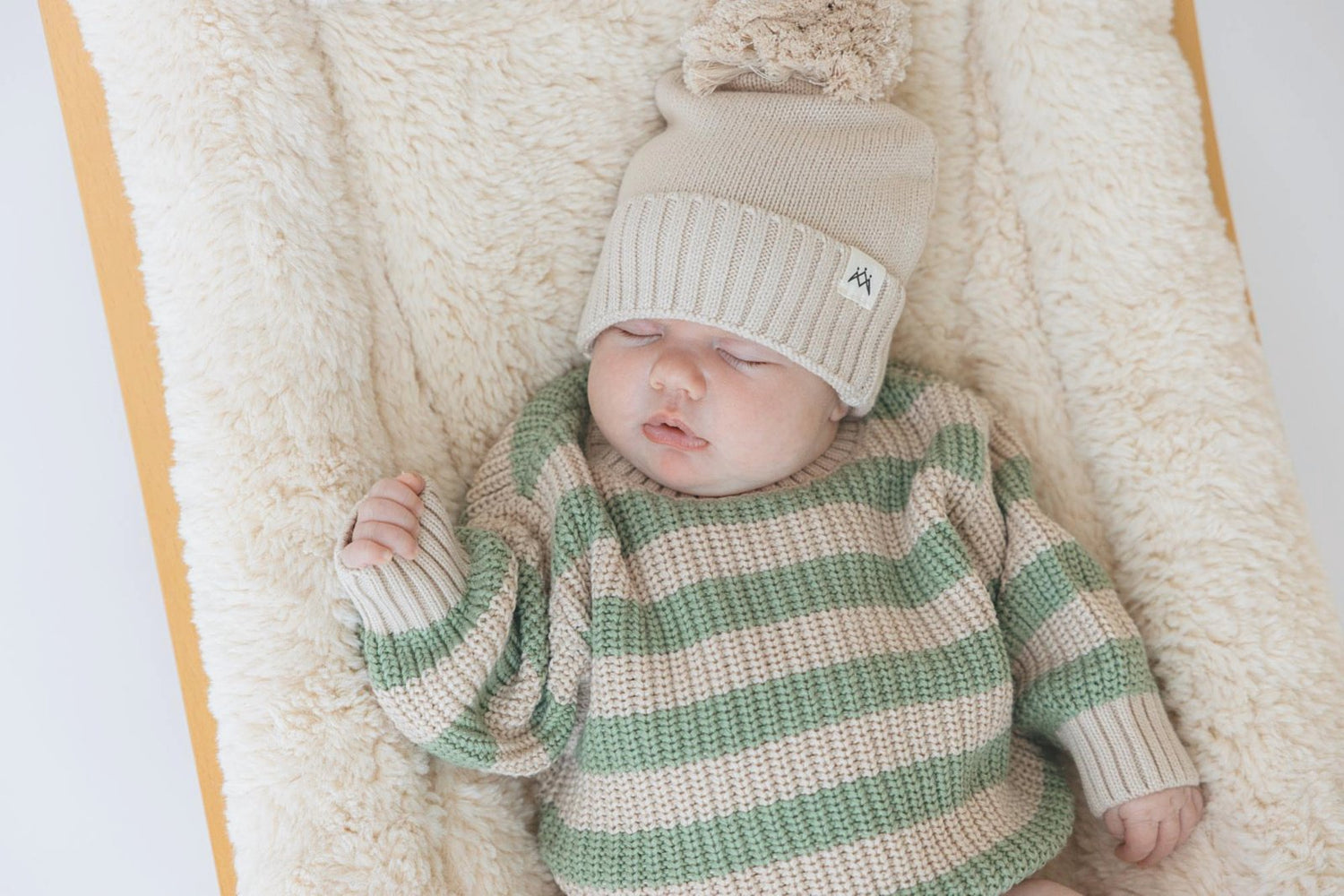 Baby Clothes Size Chart Australia: Newborn to 12 Months (00000 to 0)