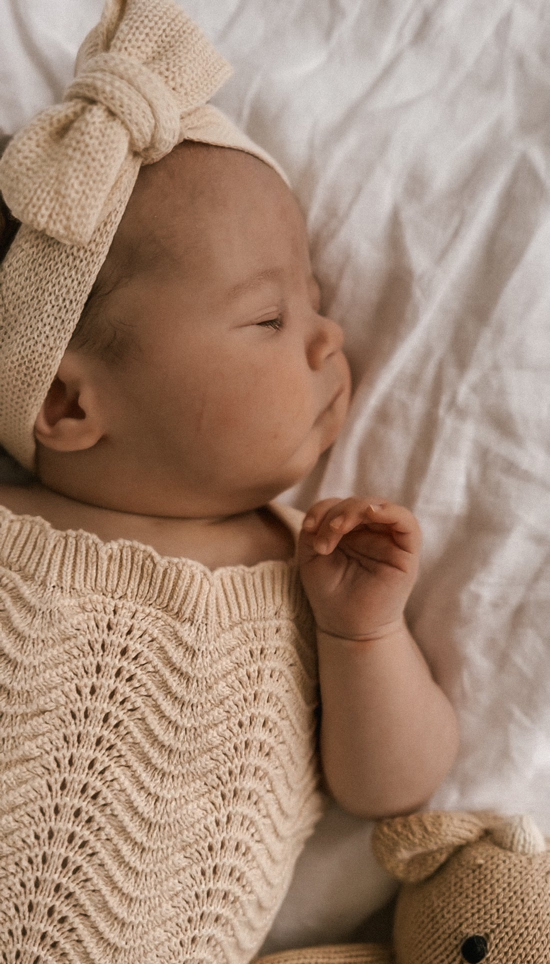 Textured Knit Topknot - Oat