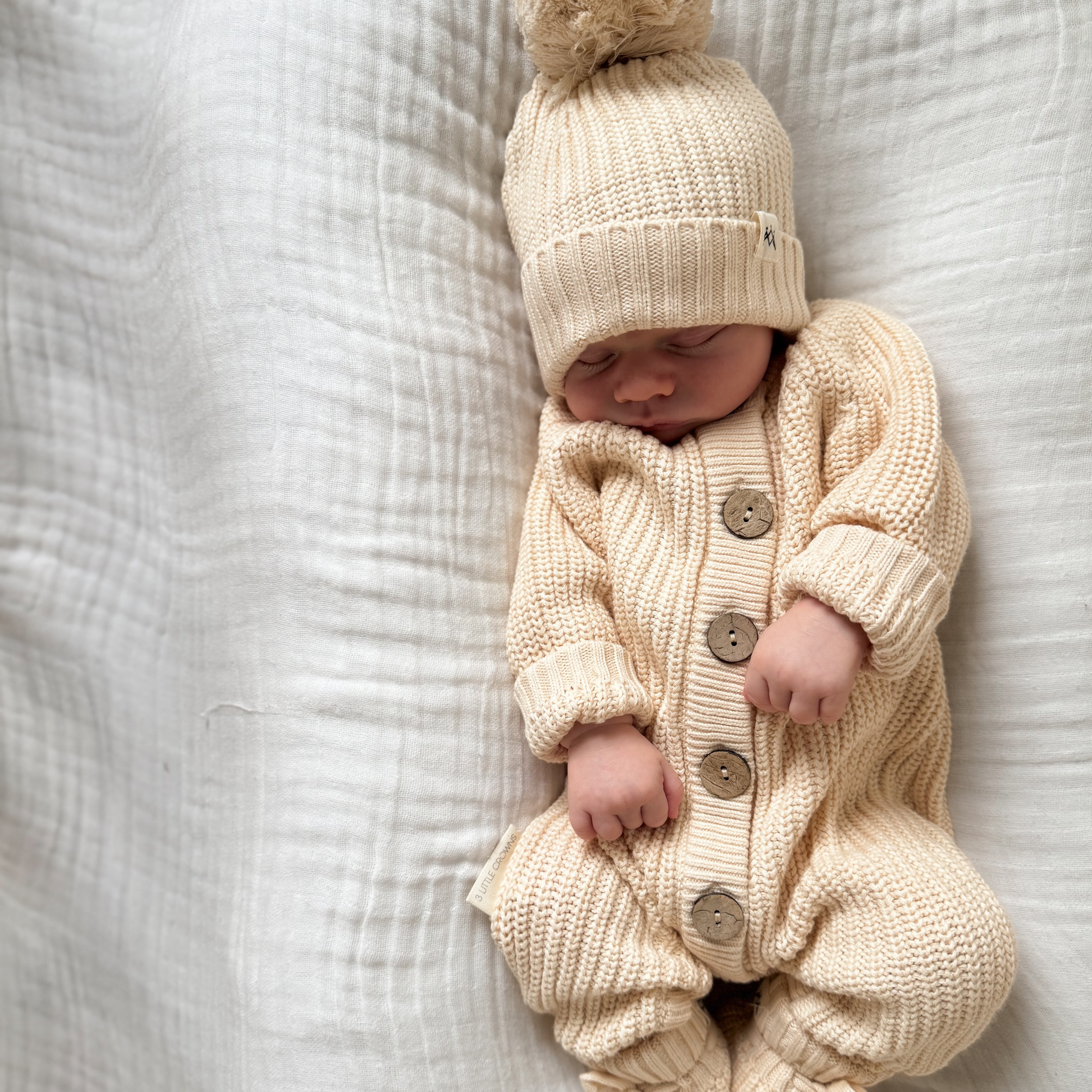 Knitted Romper - Oat - 3 Little Crowns