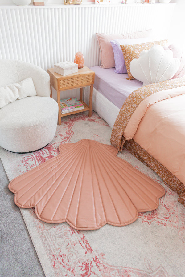 Vegan Leather Quilted Playmat Clam Shell Rose Pink
